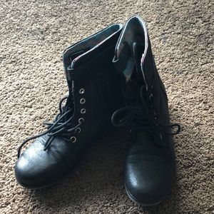 Madden girl combat boots